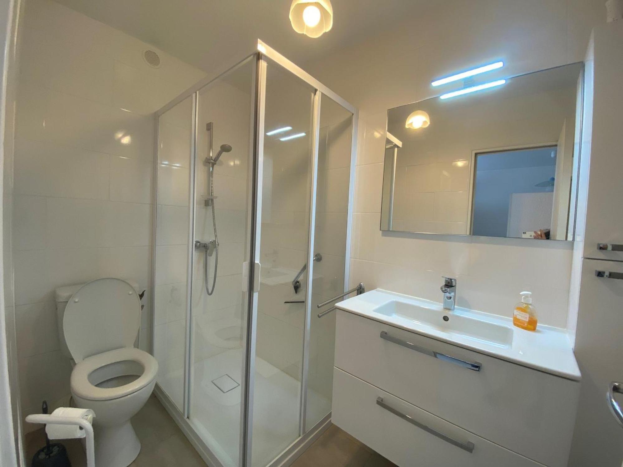 Appartement Climatise Avec Balcon, Parking Prive, Wifi - Proche Thermes Et Etang - Fr-1-503-23 바라뤽레벵즈 외부 사진